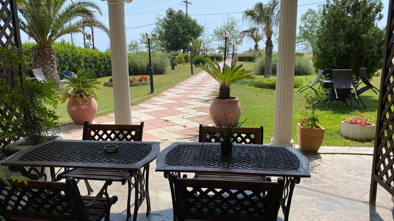 Aparthotel Oasis à Paralía Extérieur photo