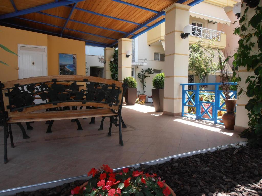 Aparthotel Oasis à Paralía Extérieur photo