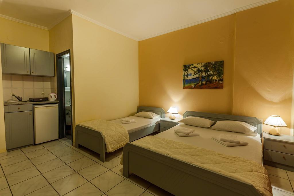 Aparthotel Oasis à Paralía Extérieur photo