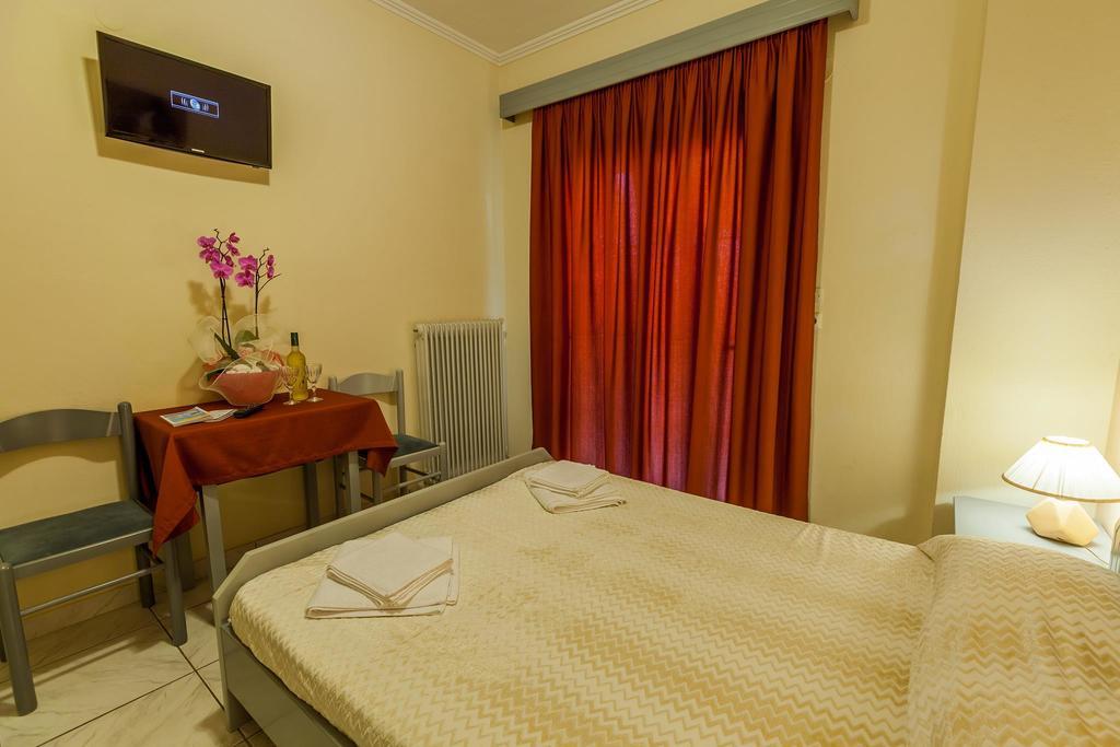 Aparthotel Oasis à Paralía Extérieur photo