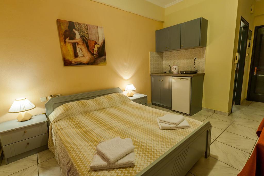 Aparthotel Oasis à Paralía Extérieur photo