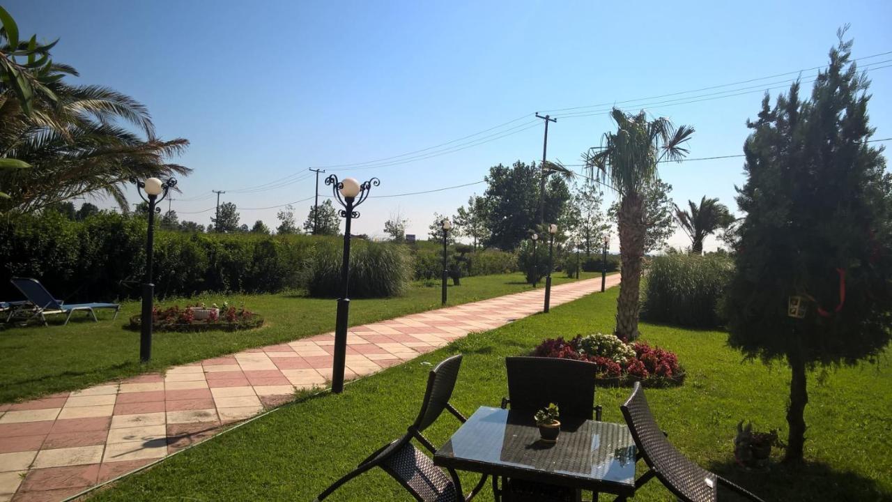 Aparthotel Oasis à Paralía Extérieur photo